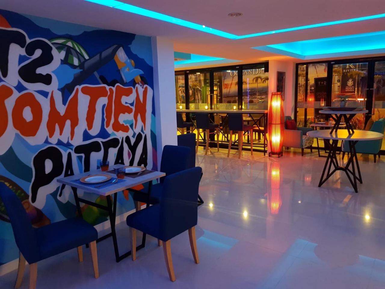 T2 Jomtien Pattaya Hotel Exterior photo