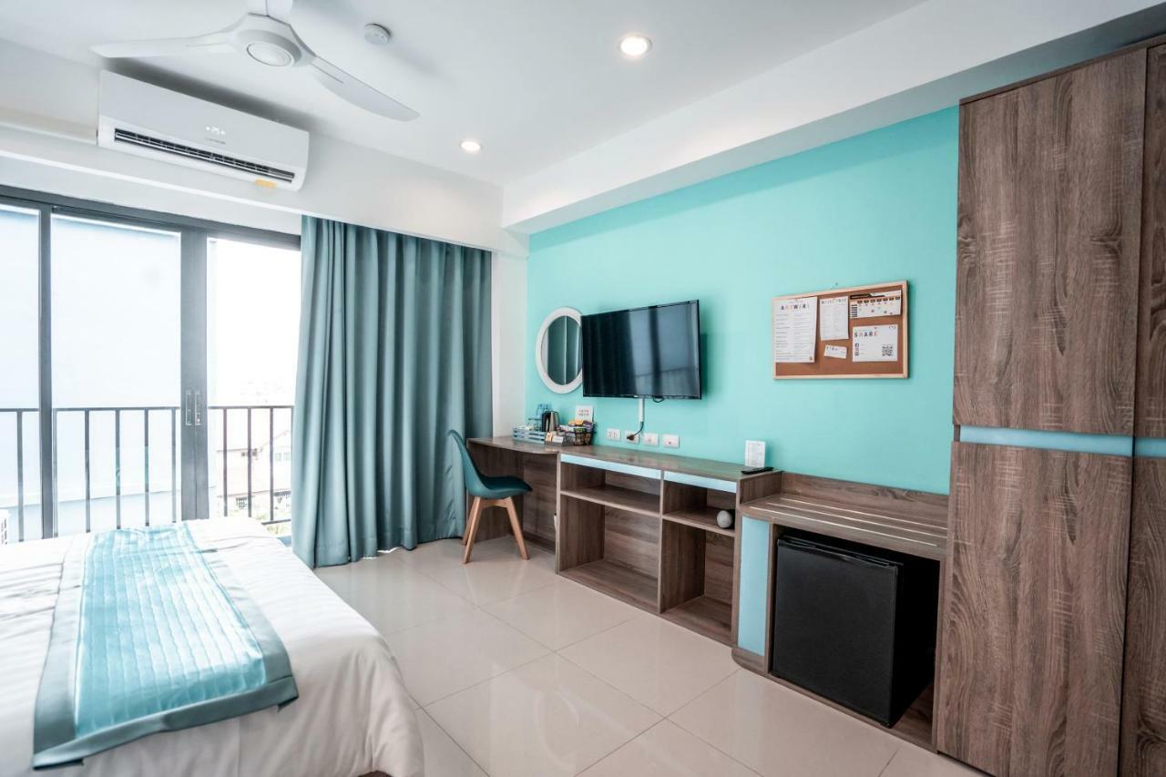 T2 Jomtien Pattaya Hotel Exterior photo
