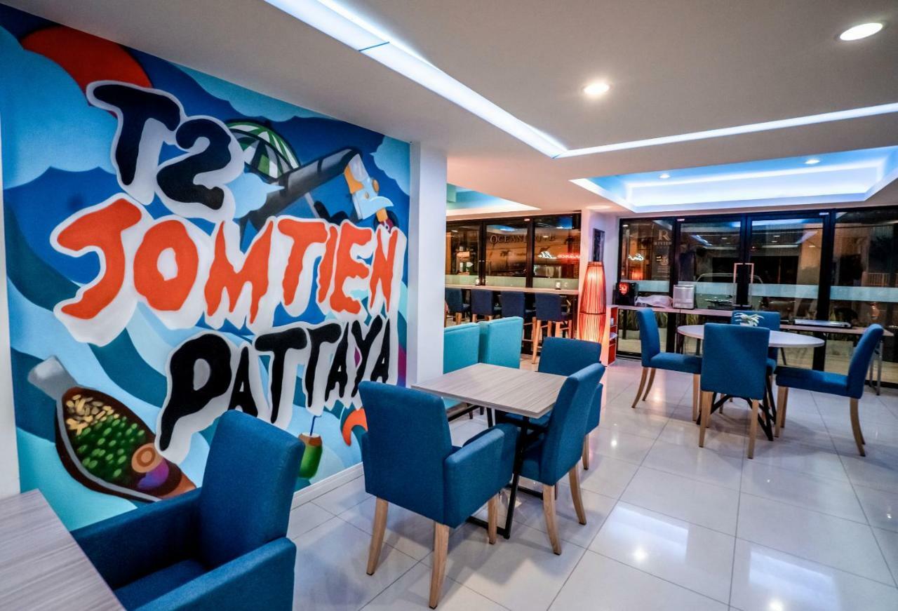 T2 Jomtien Pattaya Hotel Exterior photo